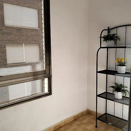 Unique 3-1 Aparthotel 3*